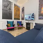 Klimatyczny Loft Z Antresola Centrum Blisko Piotrkowska Muralowa Przystan Klimatyzacja Faktura Apartment Lodz