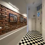 Apartment Klimatyczny Loft Z Antresola Centrum Blisko Piotrkowska Muralowa Przystan Klimatyzacja Faktura