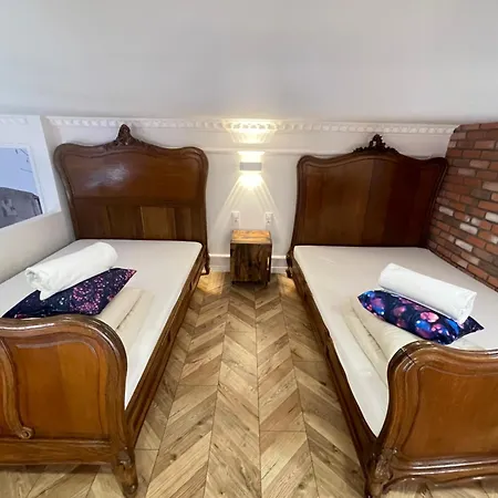 Muralowa Przystan Design Loft Z Antresola Centrum Lodzi