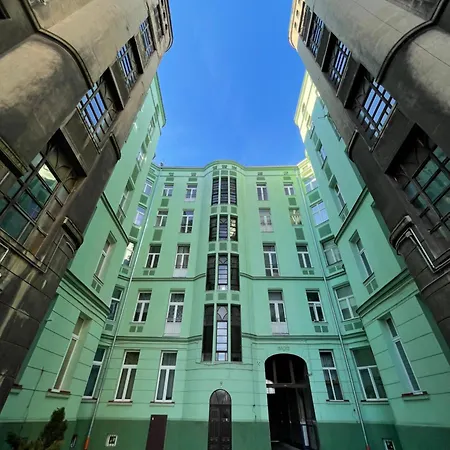 Muralowa Przystan Design Loft Z Antresola Centrum Lodzi アパート