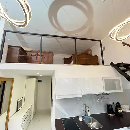 Апартаменти Klimatyczny Loft Z Antresola Centrum Blisko Piotrkowska Muralowa Przystan Klimatyzacja Faktura *