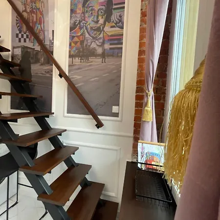 Muralowa Przystan Design Loft Z Antresola Centrum Lodzi *