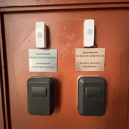 Muralowa Przystan Design Loft Z Antresola Centrum Lodzi アパート