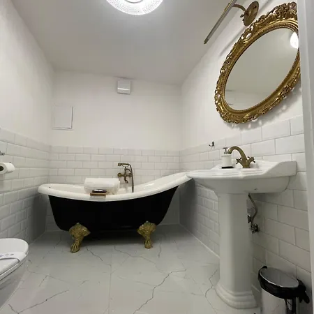 Muralowa Przystan Design Loft Z Antresola Centrum Lodzi *