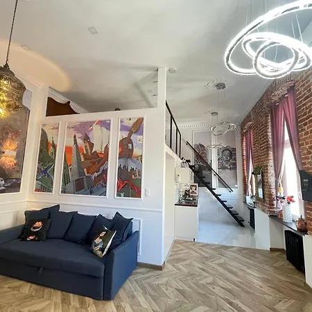 Klimatyczny Loft Z Antresola Centrum Blisko Piotrkowska Muralowa Przystan Klimatyzacja Faktura