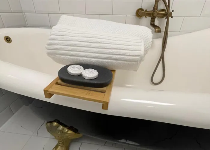 Klimatyczny Loft Z Antresola Centrum Blisko Piotrkowska Muralowa Przystan Klimatyzacja