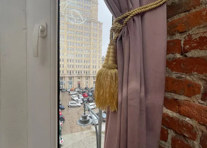 Klimatyczny Loft Z Antresola Centrum Blisko Piotrkowska Muralowa Przystan Klimatyzacja Апартаменты