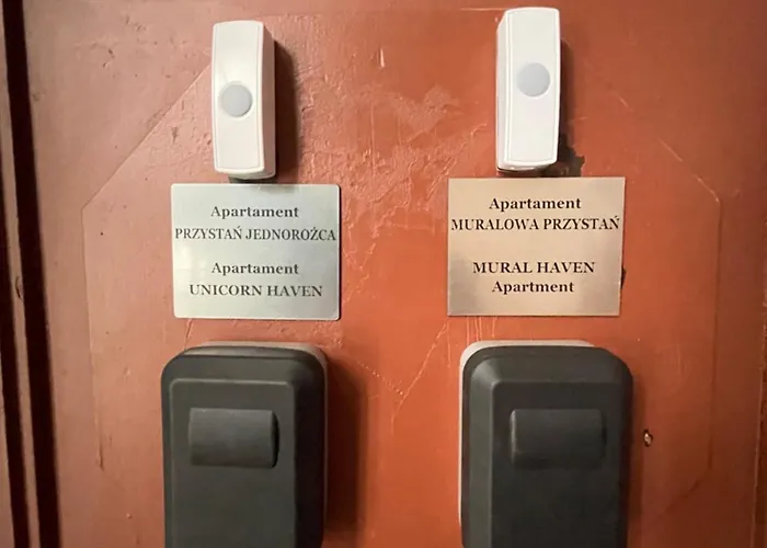 Klimatyczny Loft Z Antresola Centrum Blisko Piotrkowska Muralowa Przystan Klimatyzacja Апартаменты