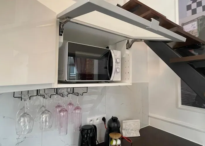 Klimatyczny Loft Z Antresola Centrum Blisko Piotrkowska Muralowa Przystan Klimatyzacja *