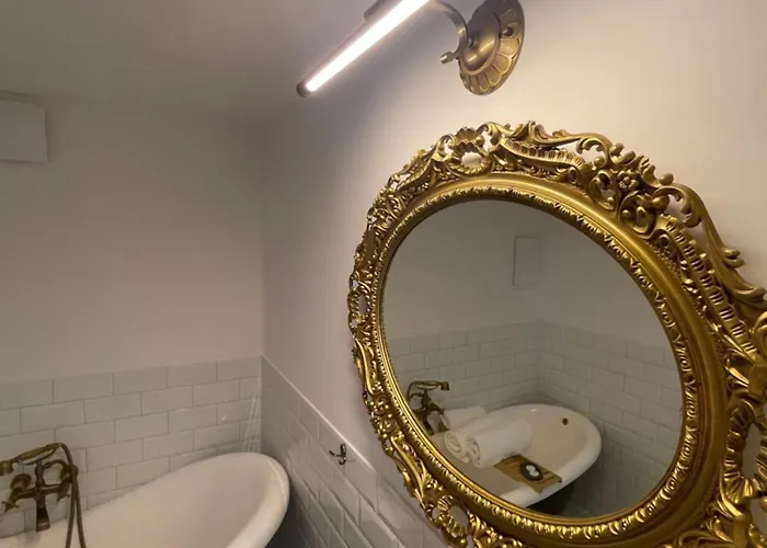 Klimatyczny Loft Z Antresola Centrum Blisko Piotrkowska Muralowa Przystan Klimatyzacja *