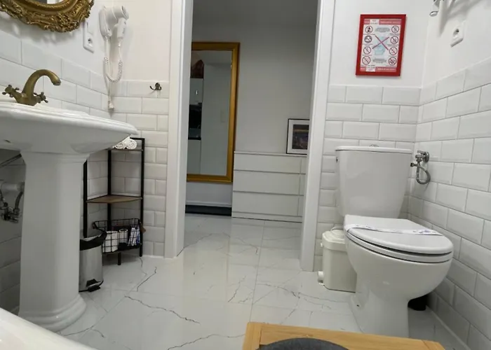 Klimatyczny Loft Z Antresola Centrum Blisko Piotrkowska Muralowa Przystan Klimatyzacja Апартаменты Лодзь