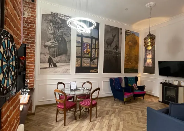 Апартаменты Klimatyczny Loft Z Antresola Centrum Blisko Piotrkowska Muralowa Przystan Klimatyzacja Лодзь