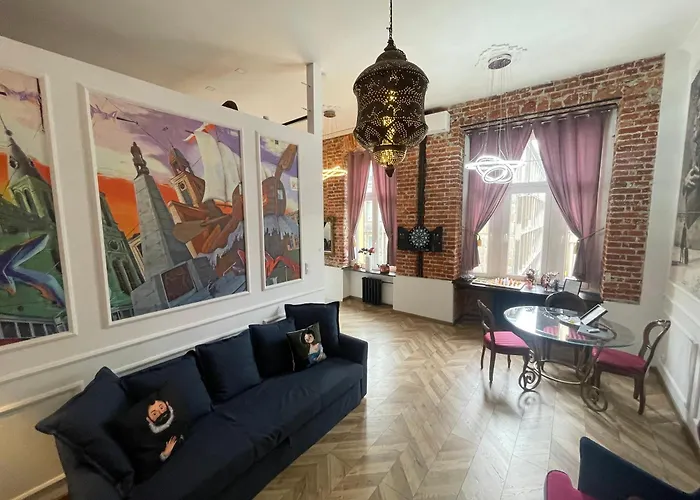 Klimatyczny Loft Z Antresola Centrum Blisko Piotrkowska Muralowa Przystan Klimatyzacja Апартаменты Лодзь